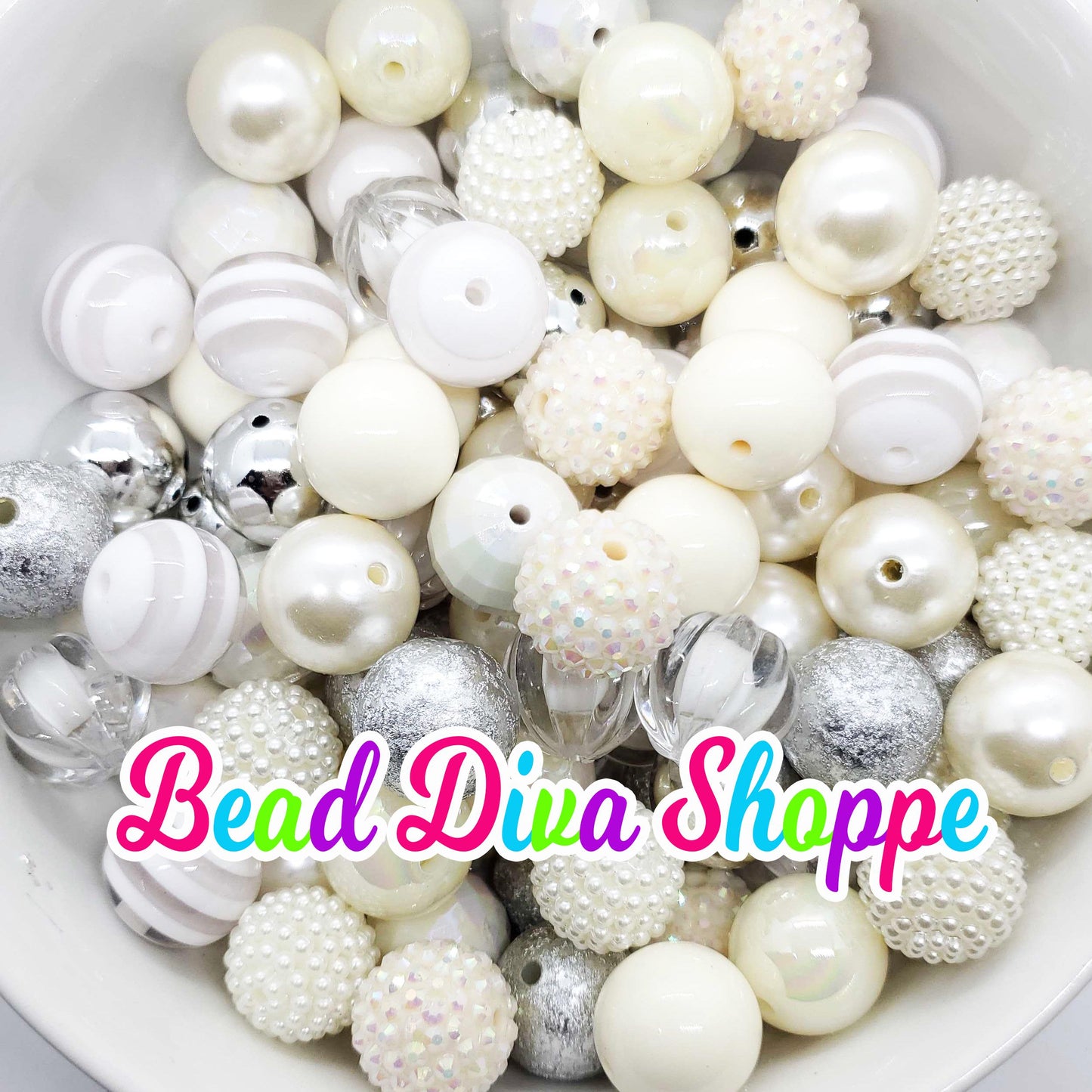 Set of 24 - 20mm - CREAM / SILVER - Mix - Bead Lot - Bead Mix - Bubblegum - Round Acrylic Beads for DIY and Jewelry Making Supplies