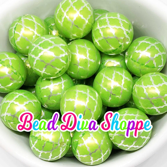 20mm - LIME GREEN QUARTERFOIL Print Beads - Bubblegum - Round Acrylic Beads for Diy and Jewelry Making Supplies