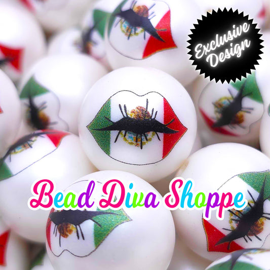 EXCLUSIVE - Set of 10 - 20mm - MEXICAN PRIDE Kiss - on White Acrylic Beads - Diy Jewelry Making - Beaded Pens - Keychains - Bracelets