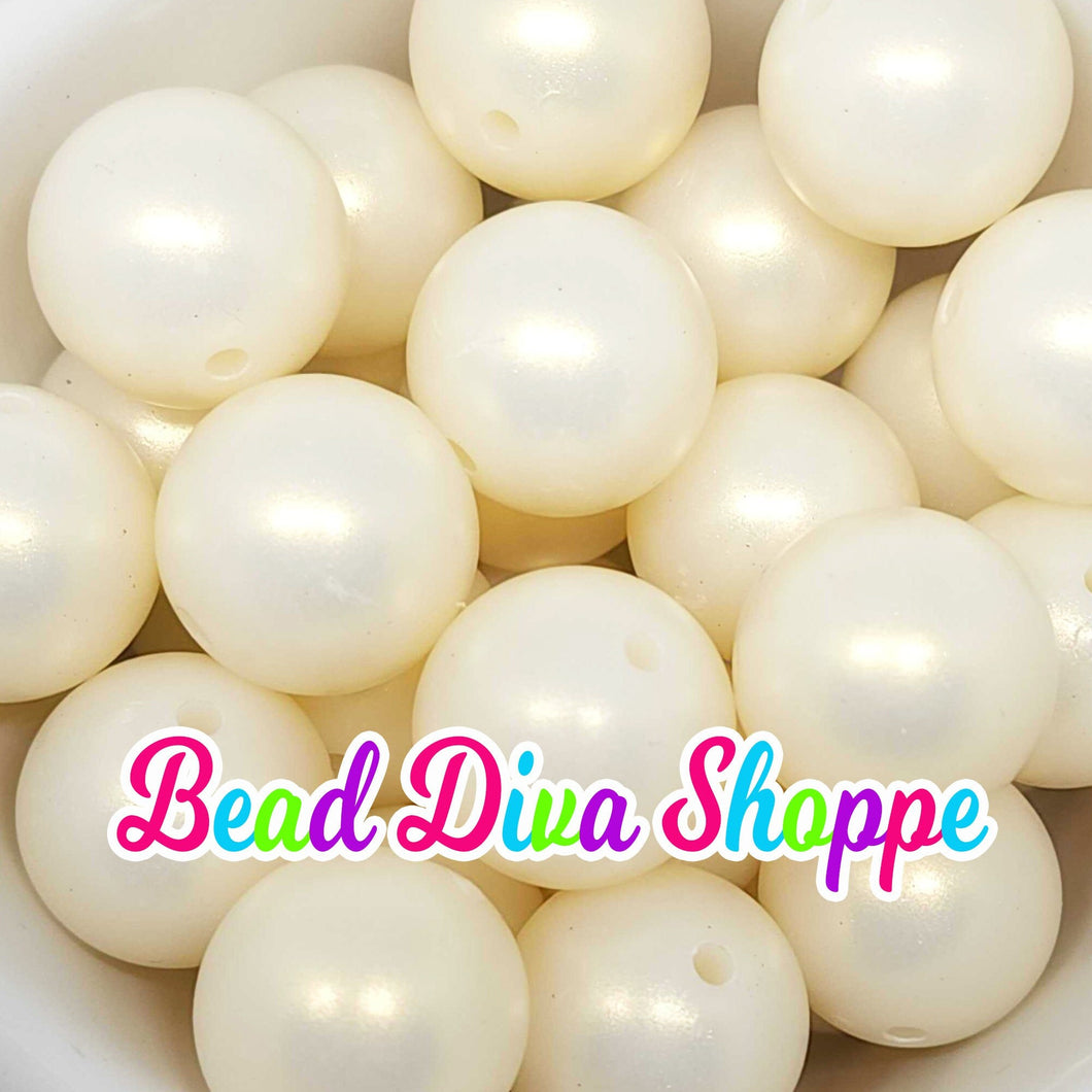 20mm - IVORY MATTE Pearl Chunky Beads - Bubblegum - Round Acrylic Beads for DIY and Jewelry Making Supplies