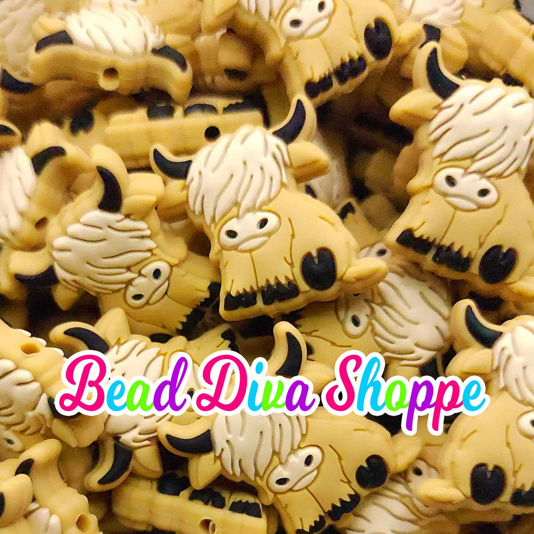 Set of 2 - 26mm x 24mm - Light BROWN HIGHLAND COW -  Focal Beads - for Diy - Craft - Jewelry Making Supplies